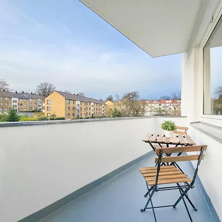 Raj Living - Monteurwohnung - 2 Schlafzimmer - Kueche - Balkon - Waschmaschine - 25 Min Zur Messe Dus Apartment Heiligenhaus