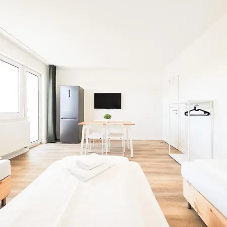 Tolstov - Monteurwohnungen - 2 Schlafzimmer - Kueche - Balkon - Waschmaschine