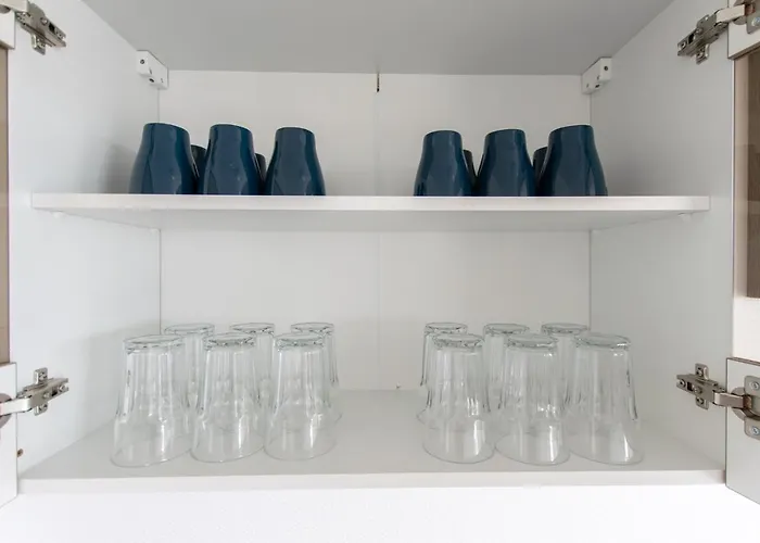 Lejlighed Tolstov - Monteurwohnung - 2 Schlafzimmer - Kueche - Balkon - Waschmaschine - 25 Min Zur Messe Dus Heiligenhaus